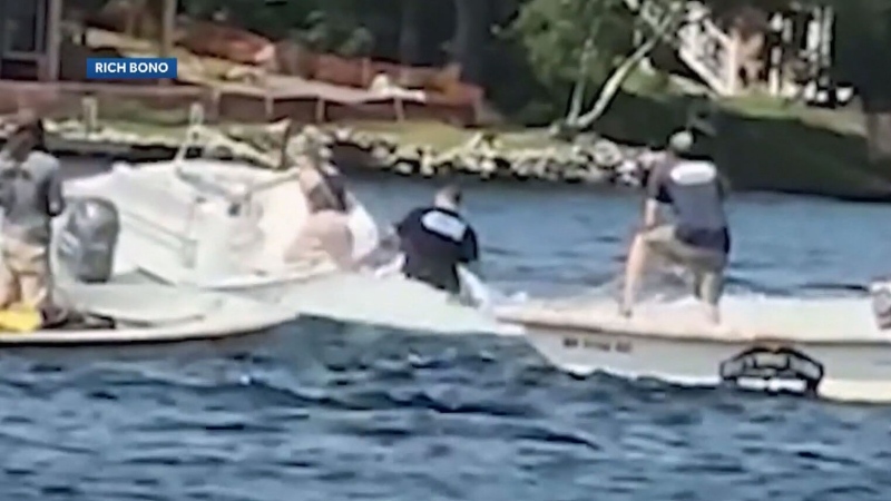 Caught on Cam: Teen stops runaway boat